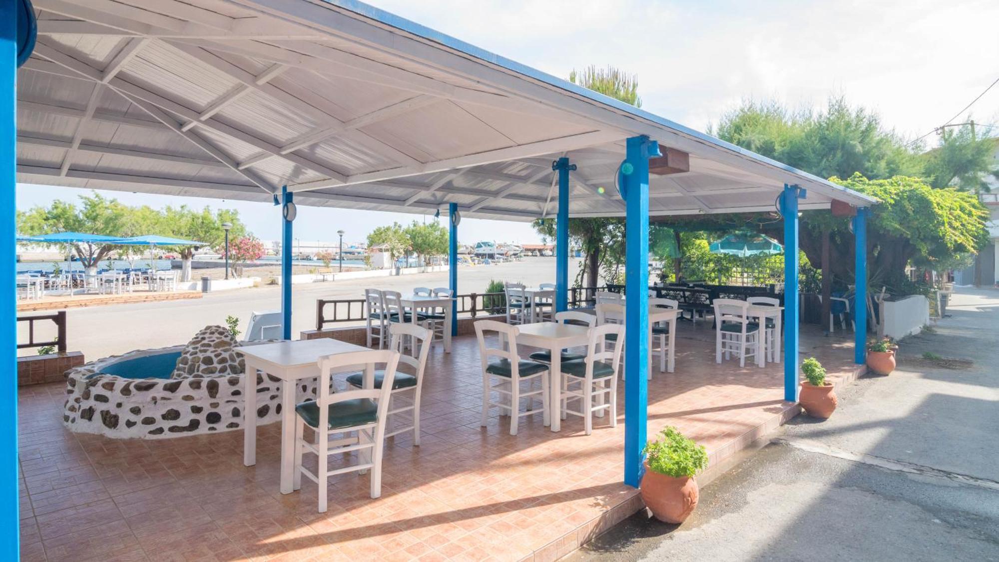 Minoa Sea Rooms Tsoútsouros 外观 照片