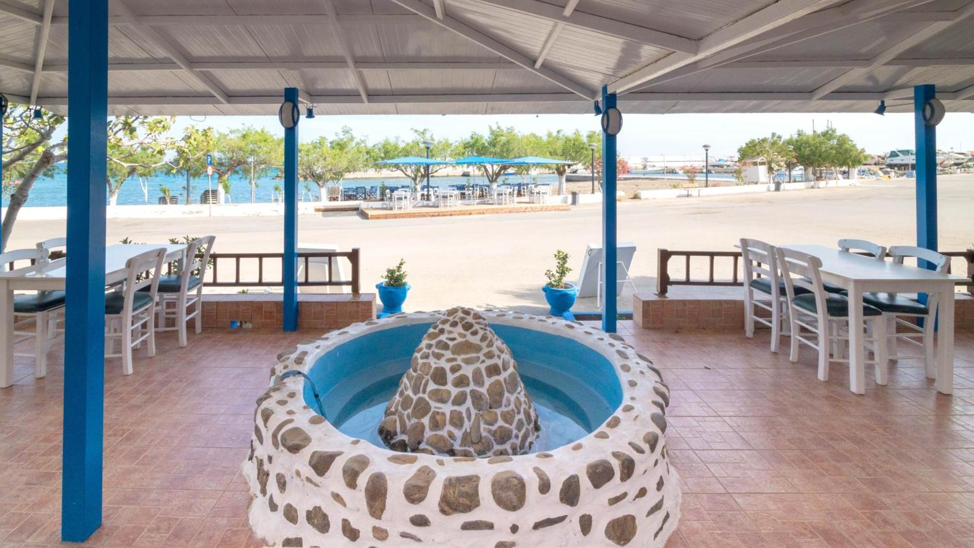 Minoa Sea Rooms Tsoútsouros 外观 照片
