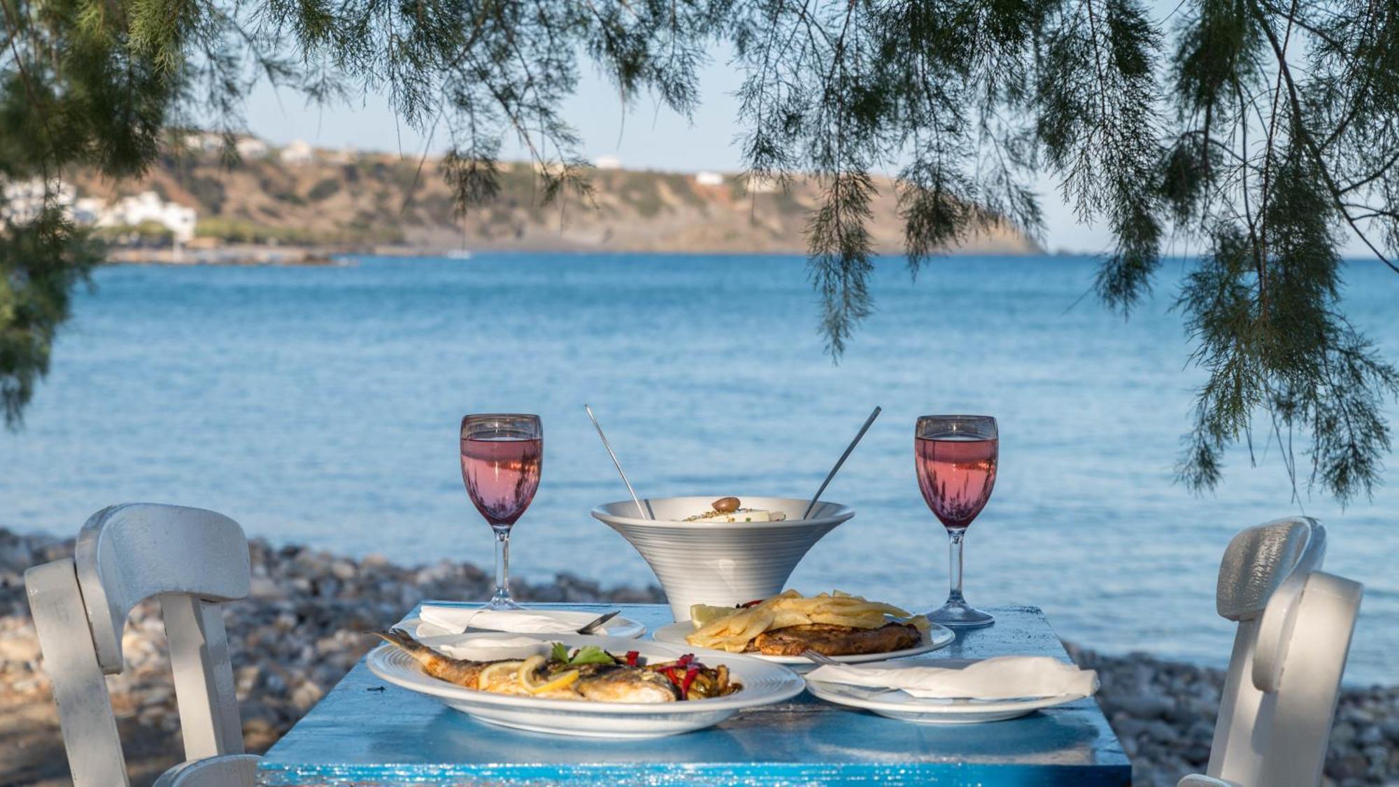 Minoa Sea Rooms Tsoútsouros 外观 照片