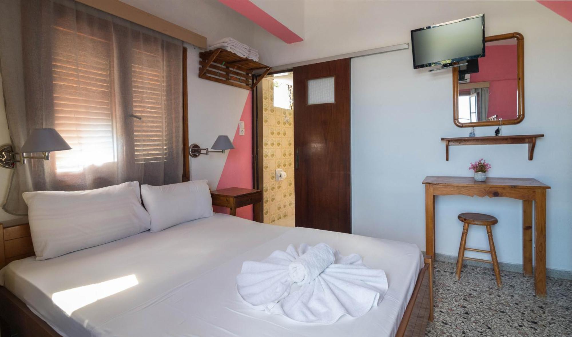 Minoa Sea Rooms Tsoútsouros 外观 照片