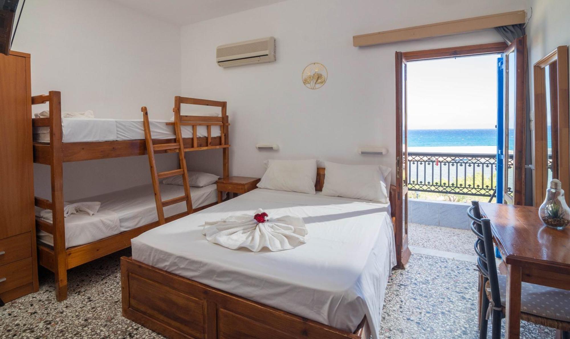 Minoa Sea Rooms Tsoútsouros 外观 照片